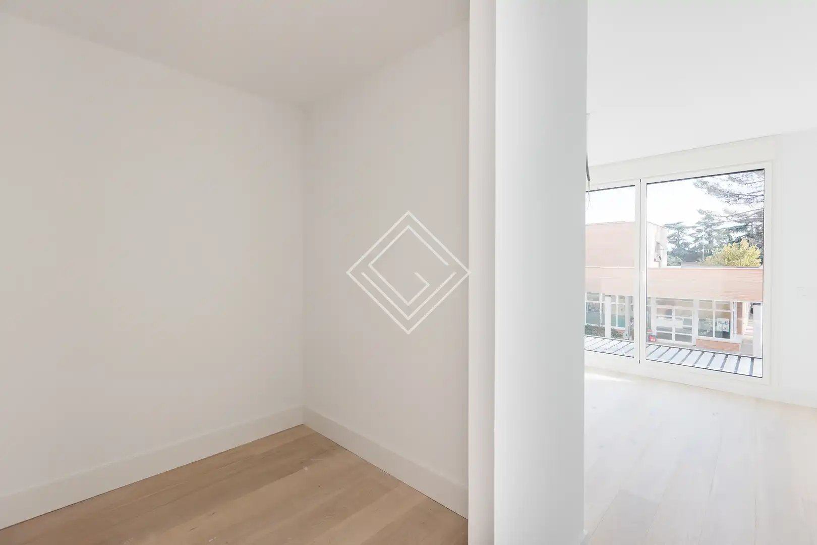 Dúplex en venta en Madrid con Aire acondicionado, Terraza y Trastero