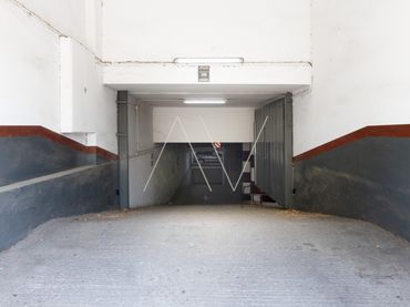 Parcheggio in vendita a Centre