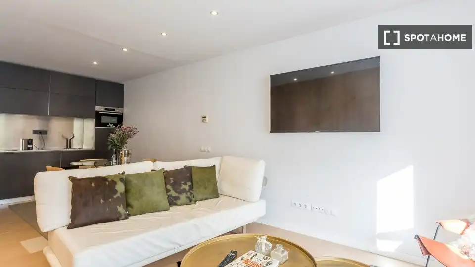 Flat with terrace to rent in Sarrià - Sant Gervasi, imagen 13