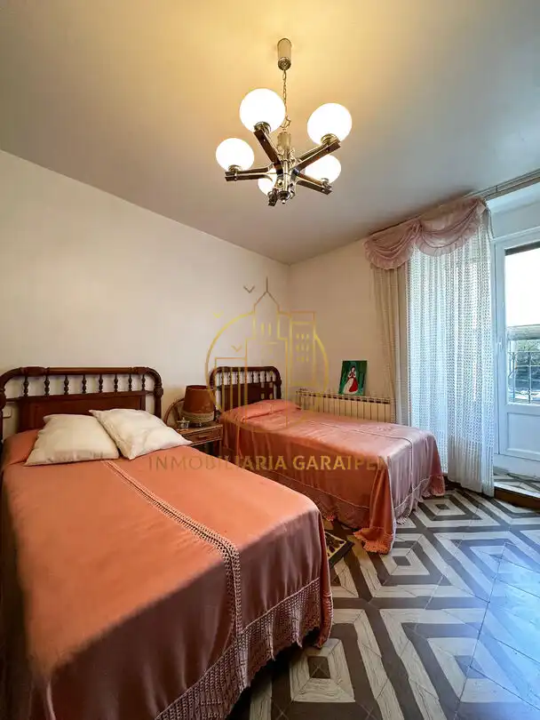 Schlafzimmer von Haus oder Chalet zum Verkauf in Aibar / Oibar mit Terrasse und Balkon