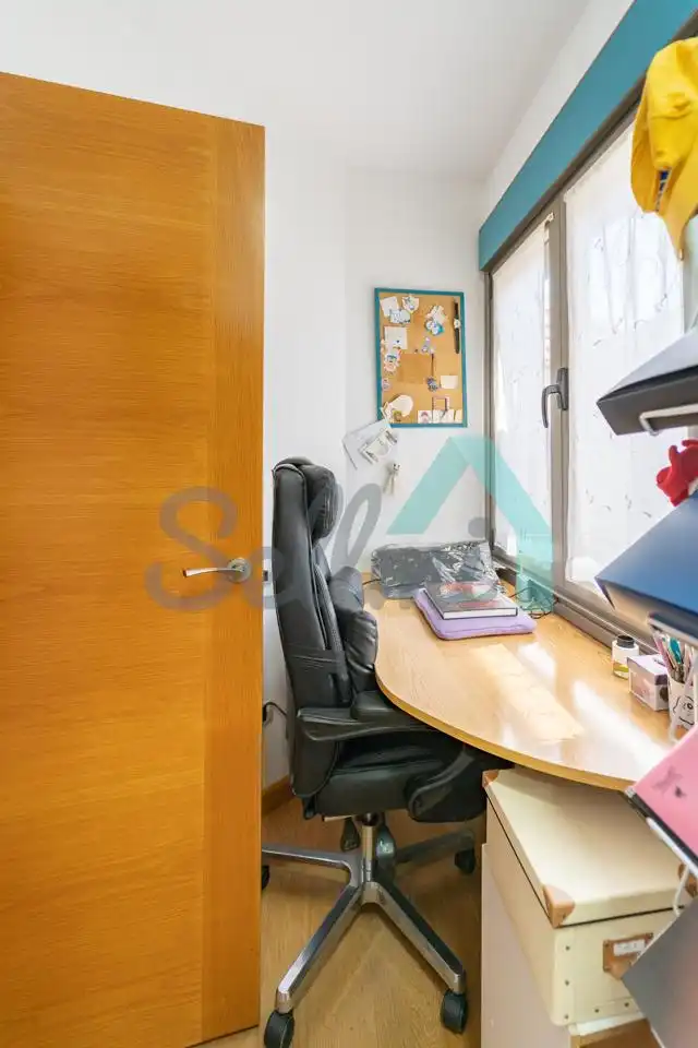 Ático en venta en Oviedo  con Calefacción, Parquet y Terraza