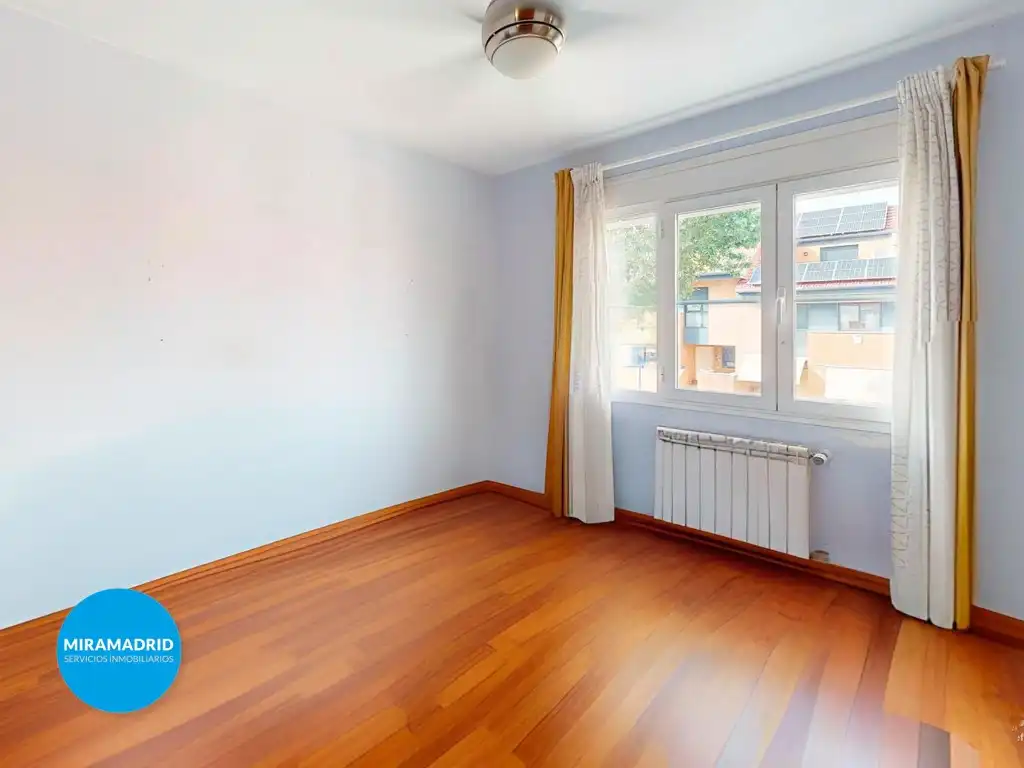 Bedroom of Detached homes for sale in Paracuellos de Jarama  with Air Conditioner and Swimming Pool