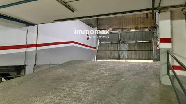 Garaje en Venta en CALLE DE FALGUERA en Centre - Can Nadal