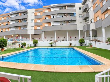 Appartement avec piscine à vendre à Avenida HISPANIDAD DE LA (CB)