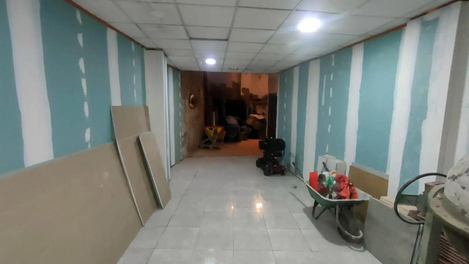 Business premises for sale in San Blas, imagen 9