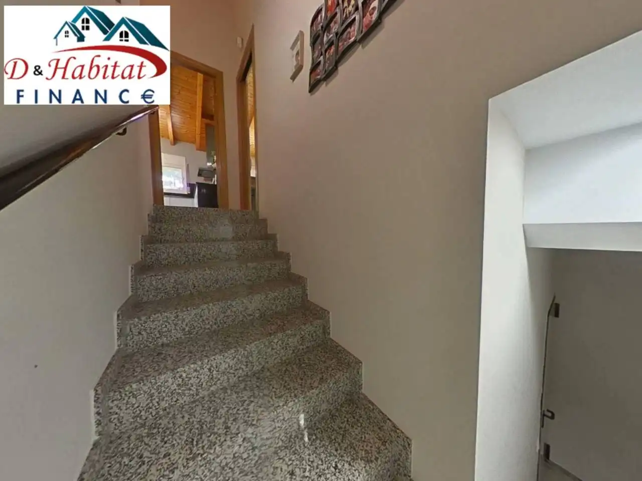 Houses for sale in Rubí  with Air Conditioner, Heating and Parquet flooring