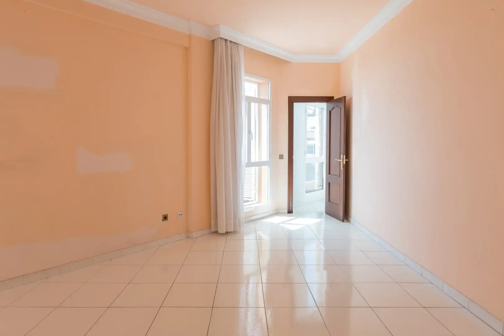 Casa adosada en venta en Santa Cruz de Tenerife con Jardín privado, Horno y Balcón