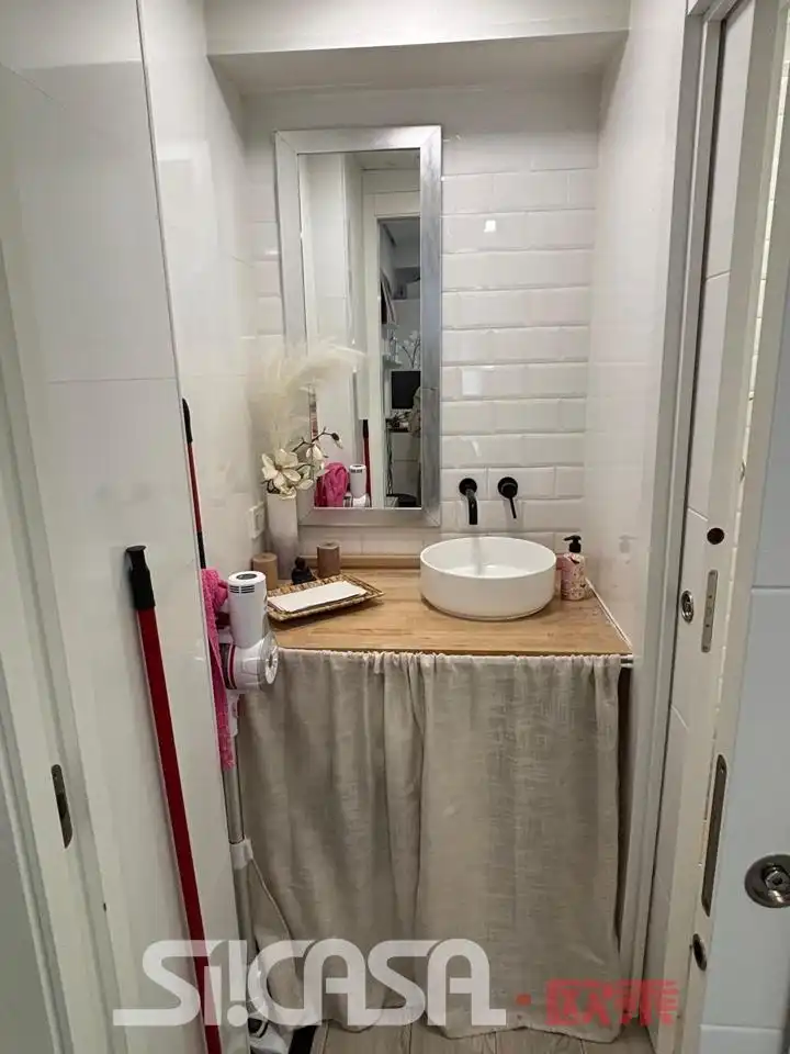 Badezimmer von Geschaftsraum zum Verkauf in Leganés mit Klimaanlage