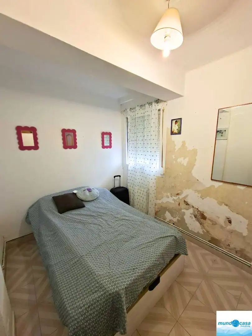Habitación de Piso en venta en Zaragoza con Balcón