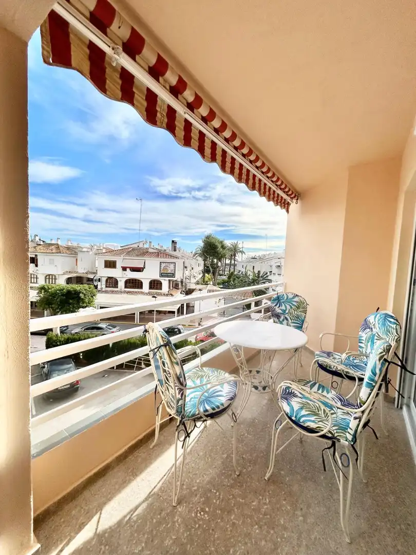 Terrassa de Apartament de lloguer en La Pobla de Farnals amb Aire condicionat, Terrassa i Moblat
