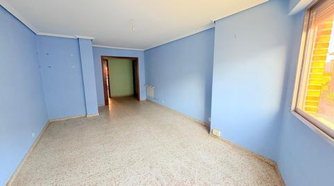 Foto 3 de Apartament en venda a Calle Cadiz, 57, Flores de Sil - La Placa, Ponferrada