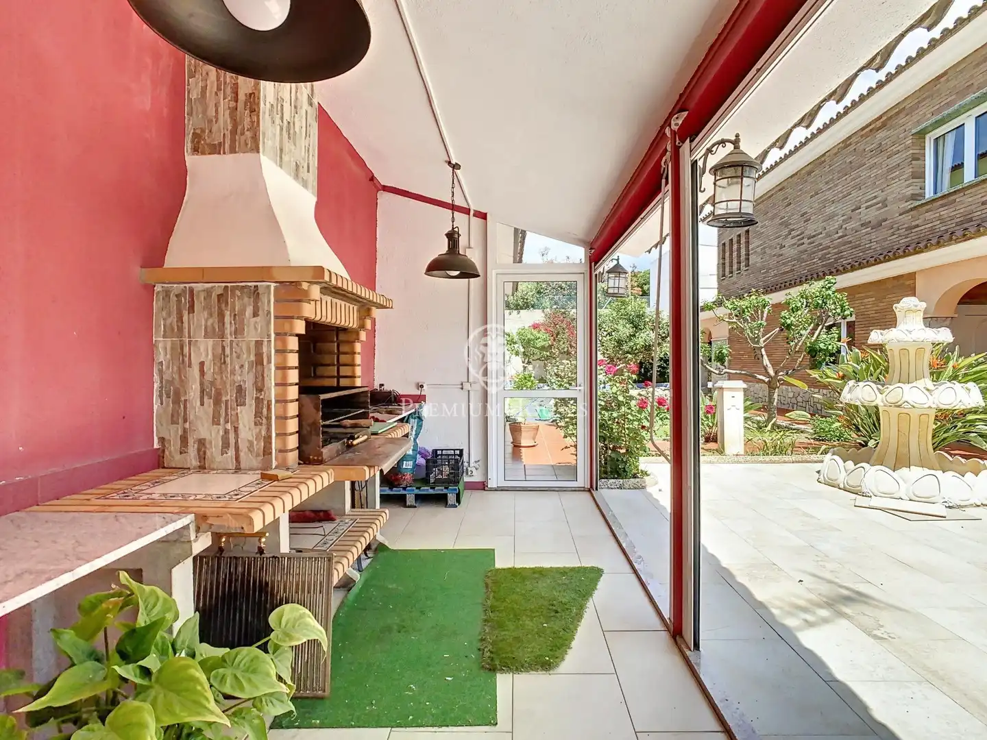 Terraza de Casa o chalet en venta en Badalona con Aire acondicionado, Calefacción y Jardín privado