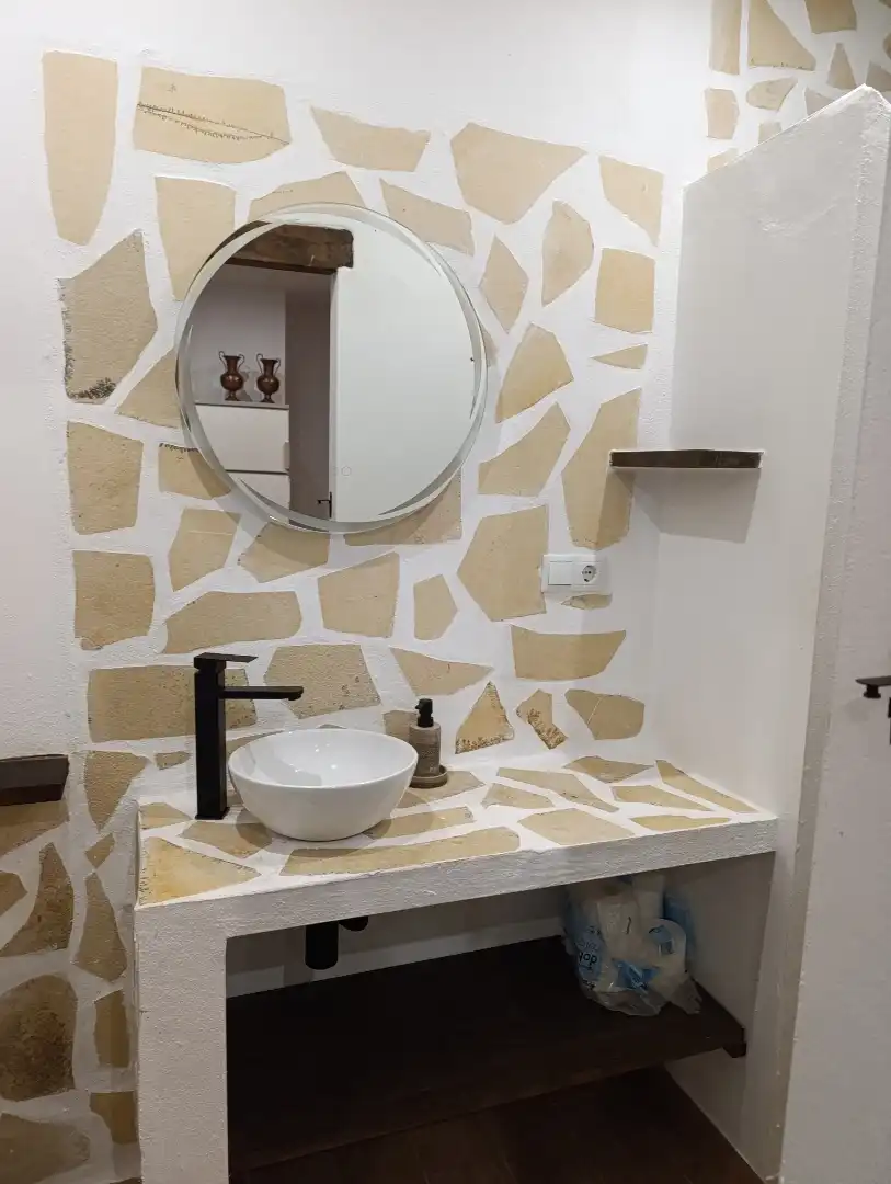 Baño de Piso para compartir en Baeza, Jaén