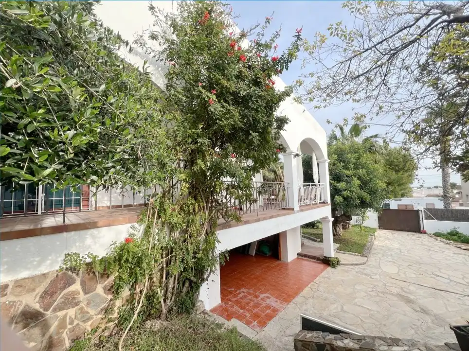 Villa con piscina in vendita a Cunit Residencial, imagen 3