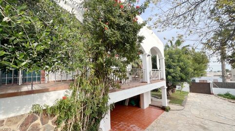 Elegante Villa Estilo Ibiza con Piscina y Palmeras  Precio 890 000, imagen 3