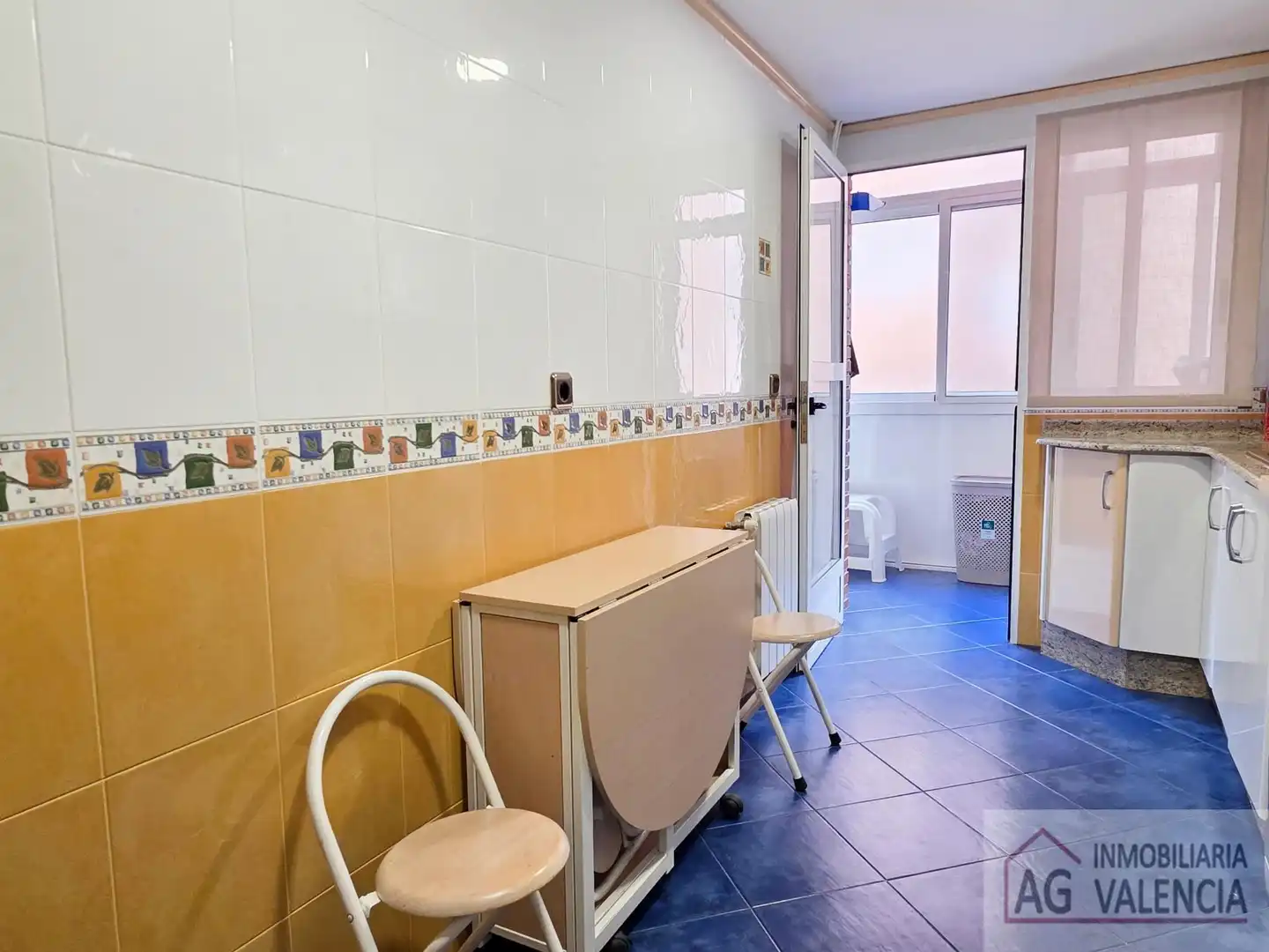 Baño de Piso de alquiler en Almenara con Aire acondicionado, Calefacción y Amueblado