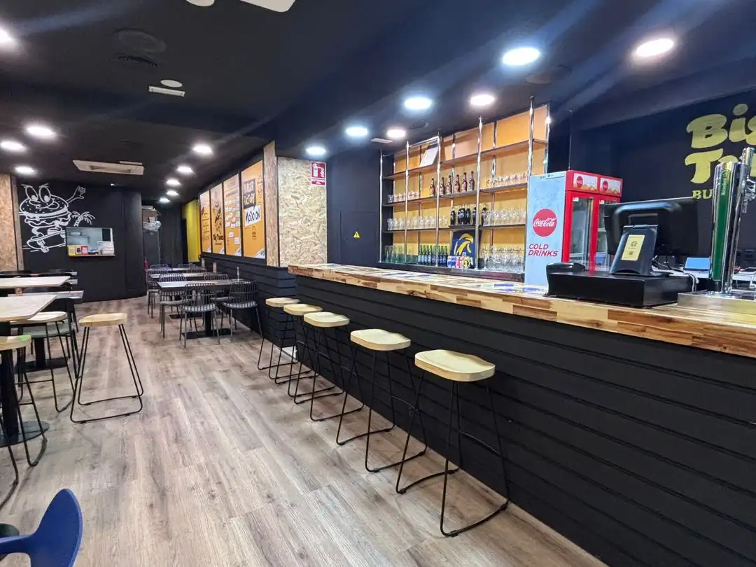 Local en traspas en Cartagena amb Aire condicionat, Calefacció i Terrassa