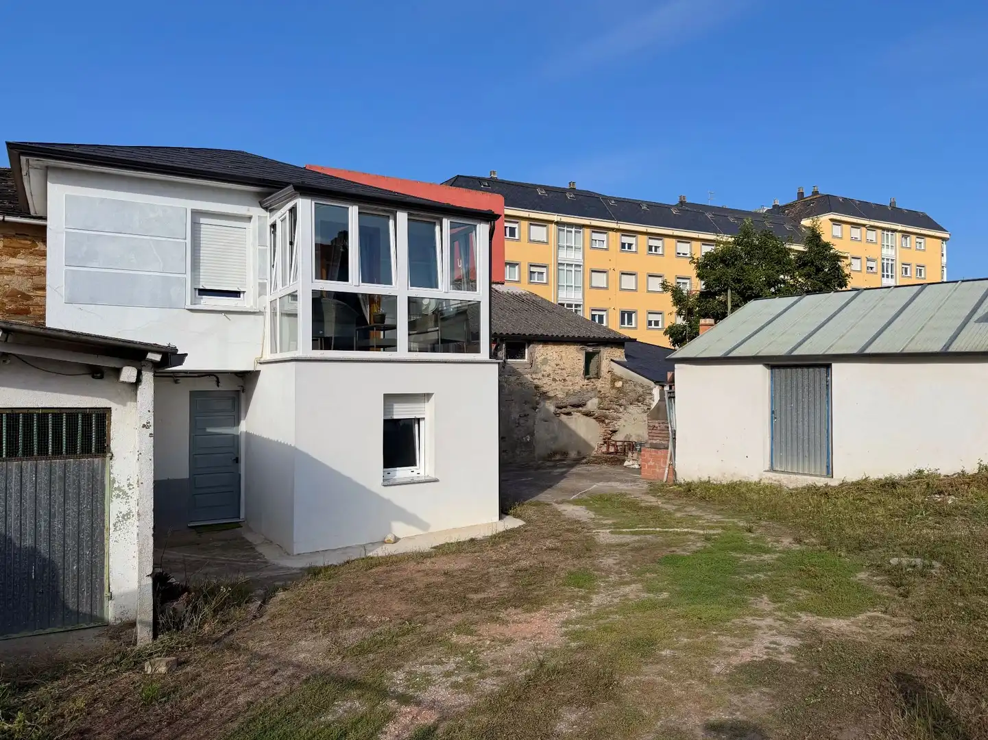 Vista exterior de Casa o xalet en venda en Foz amb Calefacció, Jardí privat i Terrassa