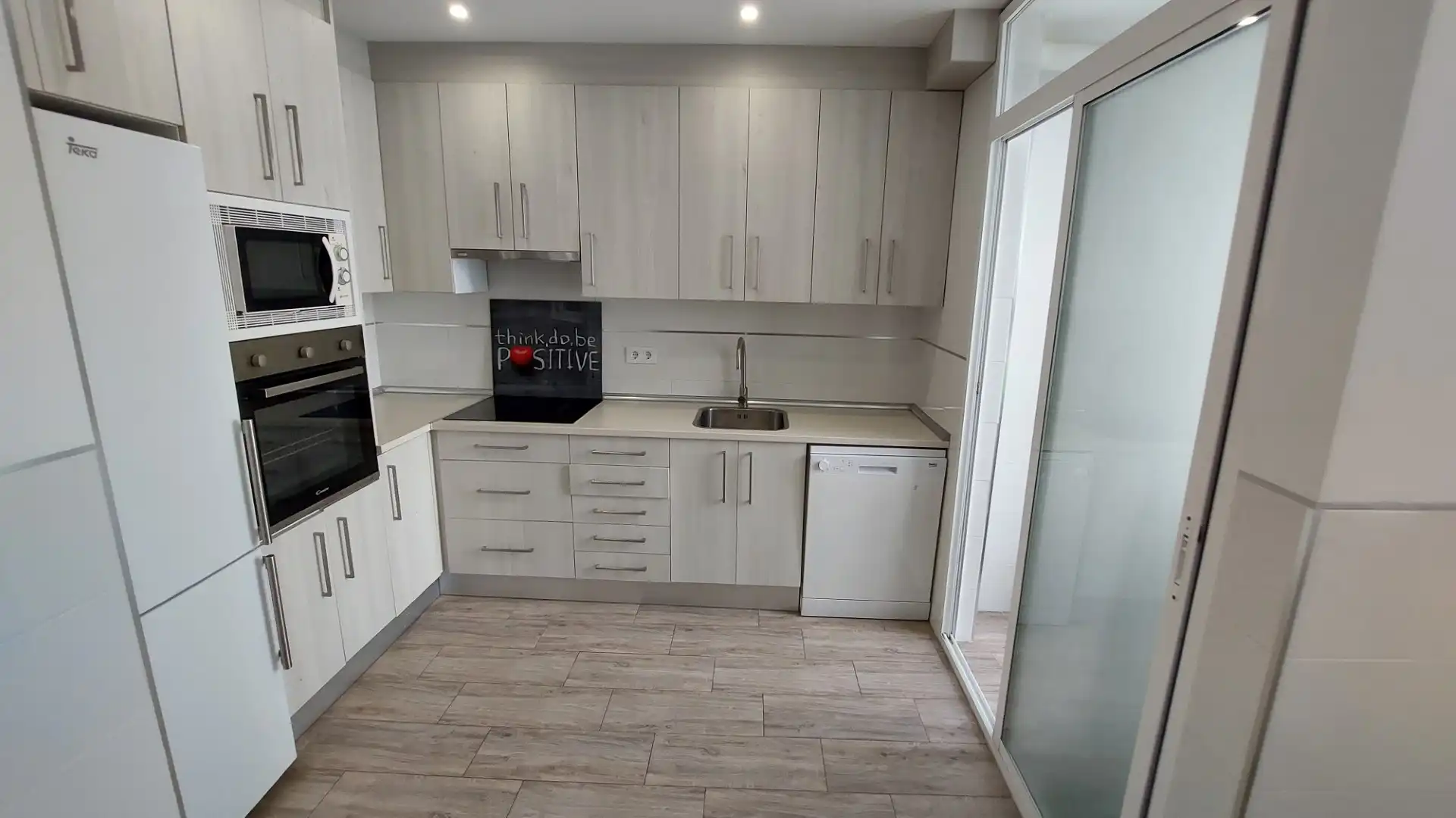 Kitchen of Flat for rent in Plasencia  with Air Conditioner, Heating and Furnished