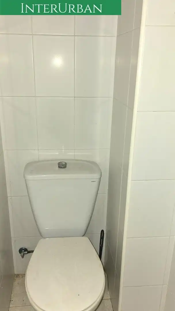 Baño de Local en venta en Gestalagar con Aire acondicionado