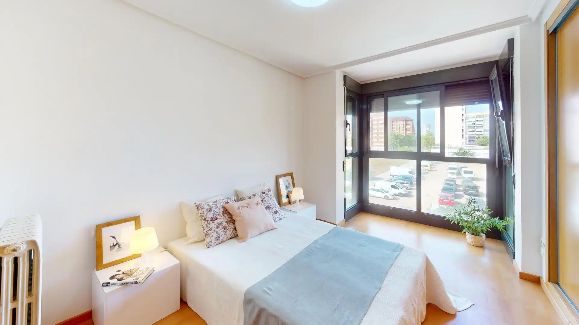 Dormitori de Pis en venda en Valencia amb Aire condicionat, Parquet i Piscina comunitària