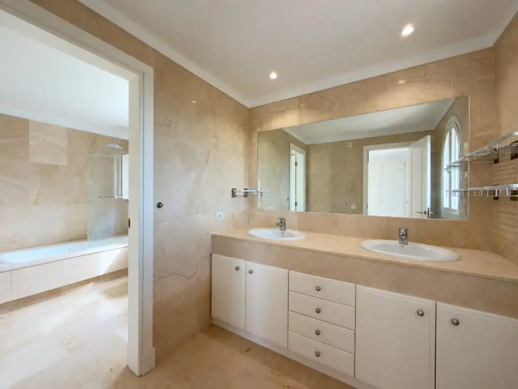 Casa con piscina en alquiler en Portals Nous, imagen 9