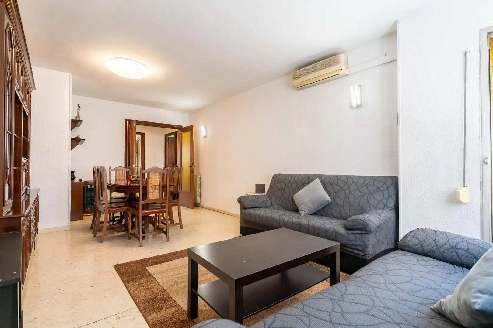 Wohnzimmer von Wohnung zum Verkauf in Reus mit Klimaanlage, Heizung und Balkon