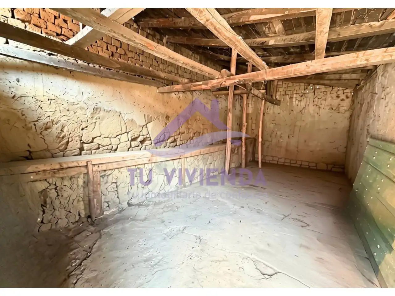 Casa o xalet en venda en Villaluenga de la Vega amb Calefacció i Moblat