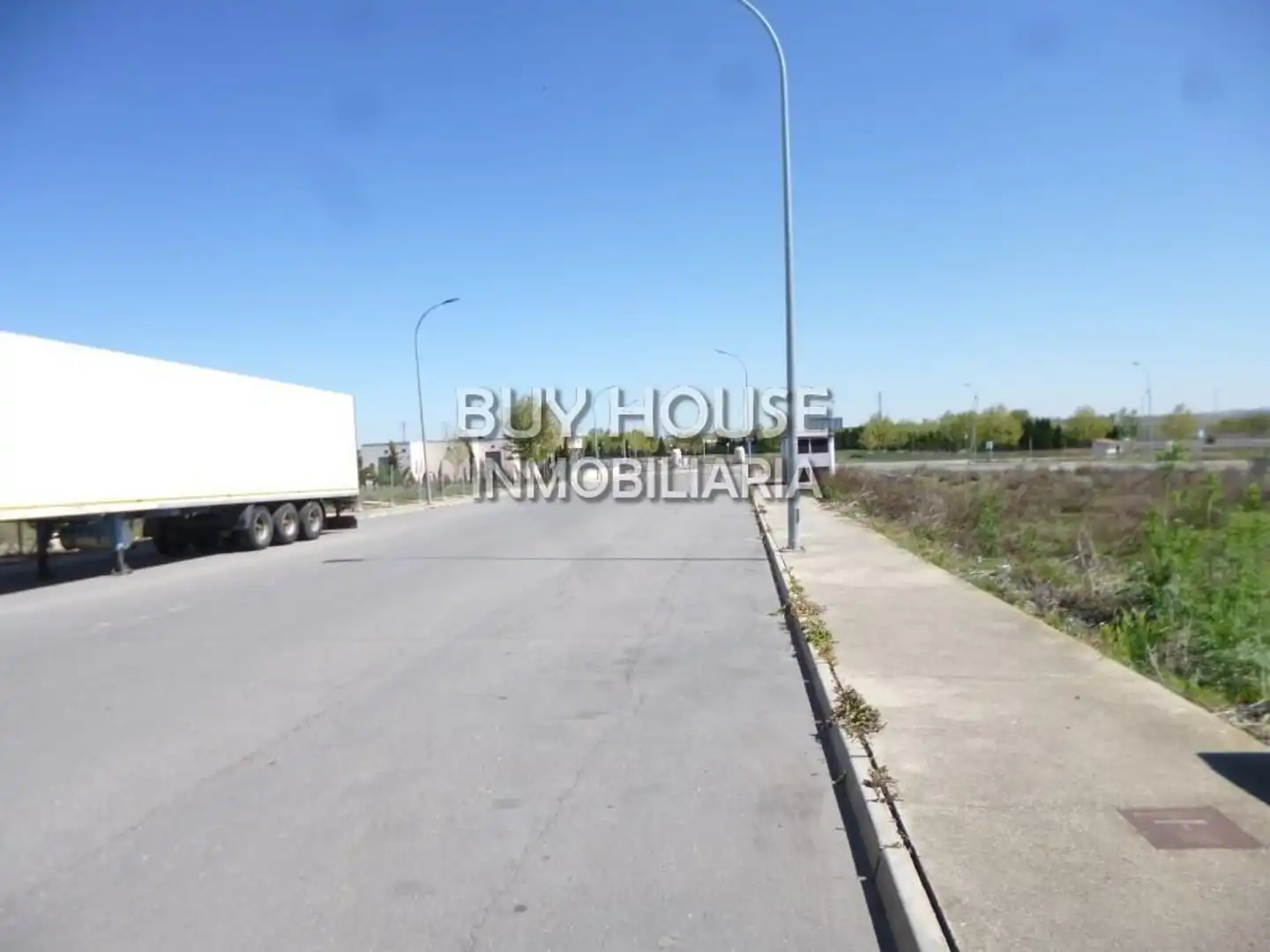 Terreny industrial en venda a Avenida de la Industria, imagen 5