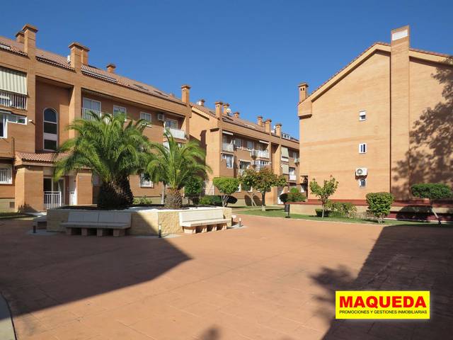 Dúplex en Venta en Calle Juan Ramón Jiménez, 4 en Prado Santo Domingo - Ensanche