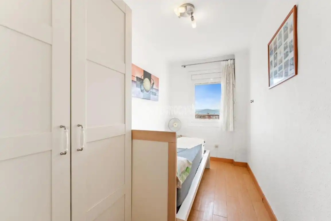 Bedroom of Flat for sale in Cornellà de Llobregat  with Air Conditioner