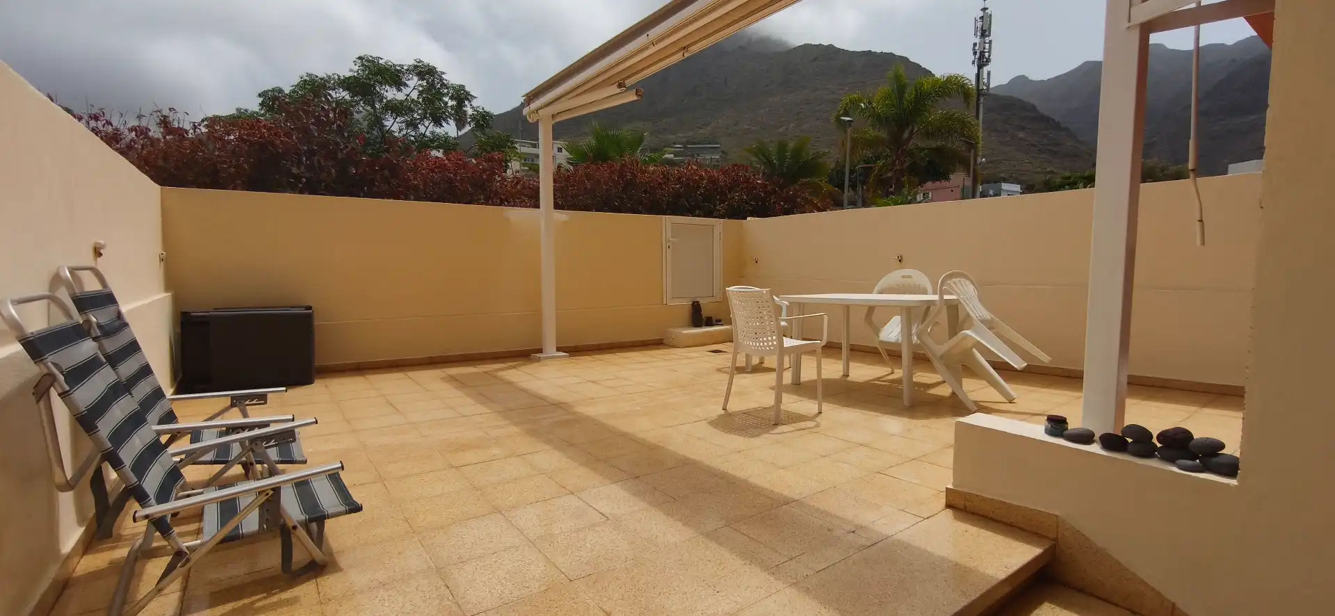 Terrasse von Wohnungen zur Miete in Punta del Hidalgo