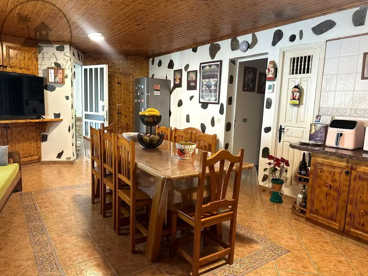 Casa con jardín en venta en La Vega - El Amparo - Cueva del Viento, imagen 8