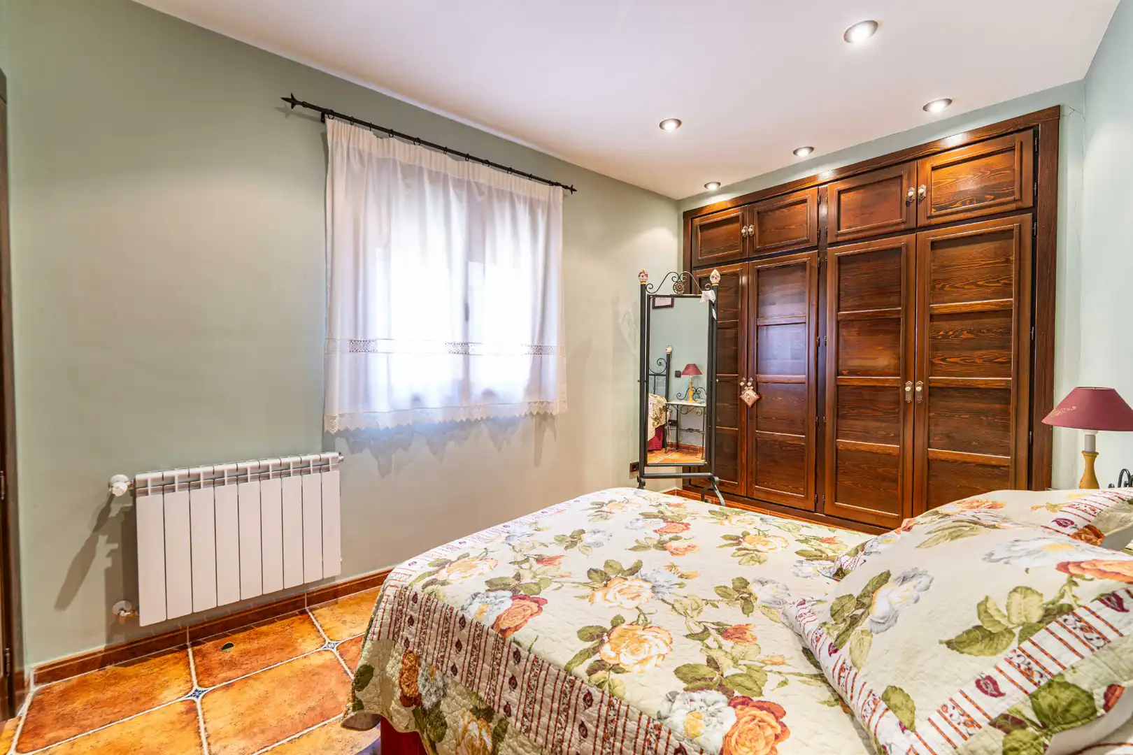 Dormitori de Casa o xalet en venda en Méntrida amb Aire condicionat, Calefacció i Jardí privat
