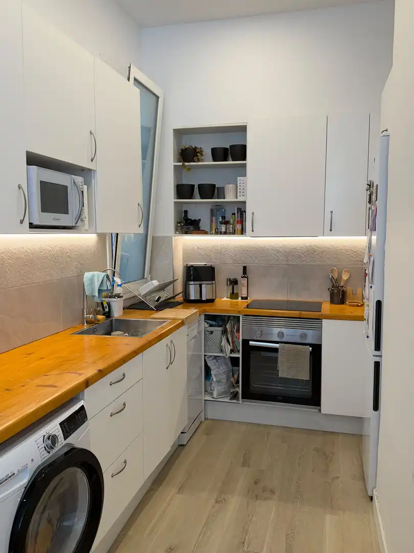 Kitchen of Flat for sale in L'Hospitalet de Llobregat