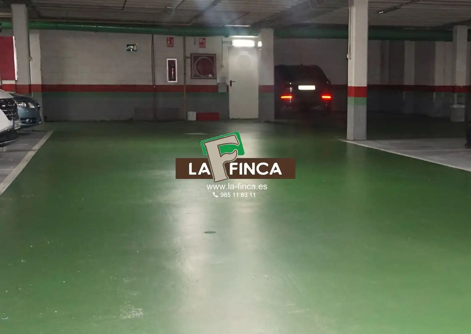 Parkplatz von Garage zum Verkauf in Oviedo 