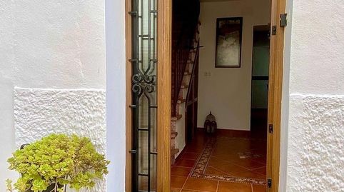 Foto 2 de Casa adosada en venta en Istán, Málaga