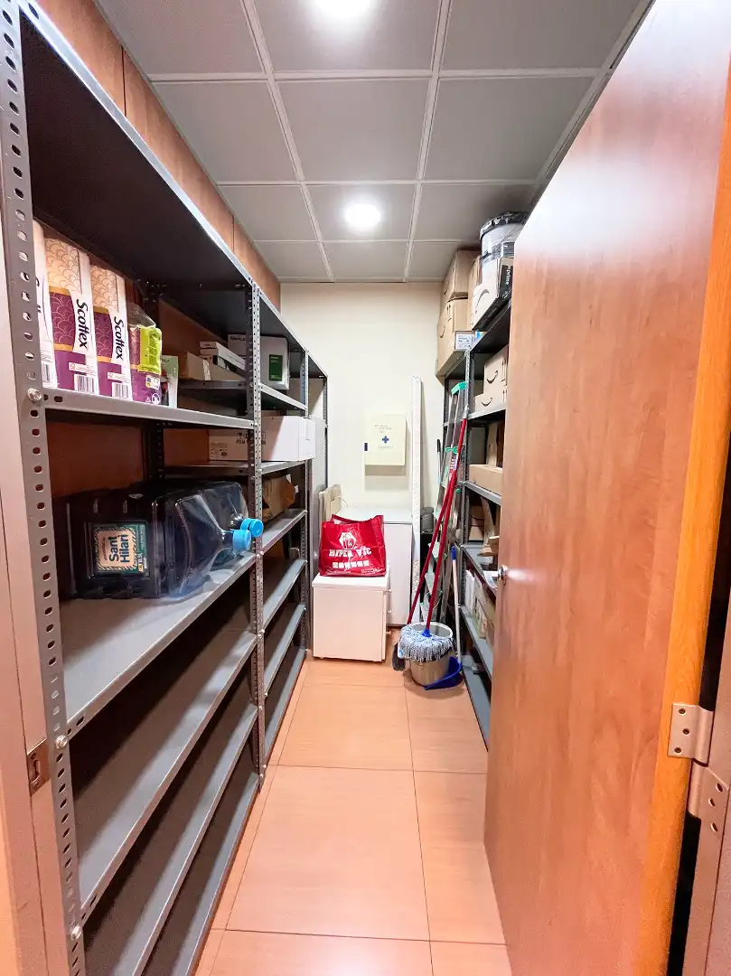 Oficina amb ascensor de lloguer a Carrer Amposta 14, imagen 16