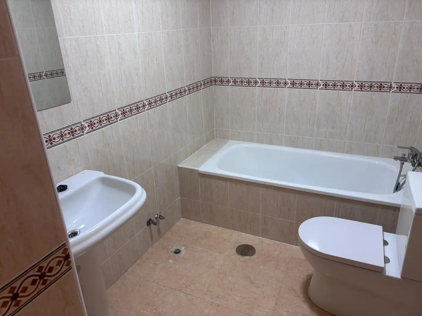 Baño de Apartamento de alquiler en Almoradí, Alicante
