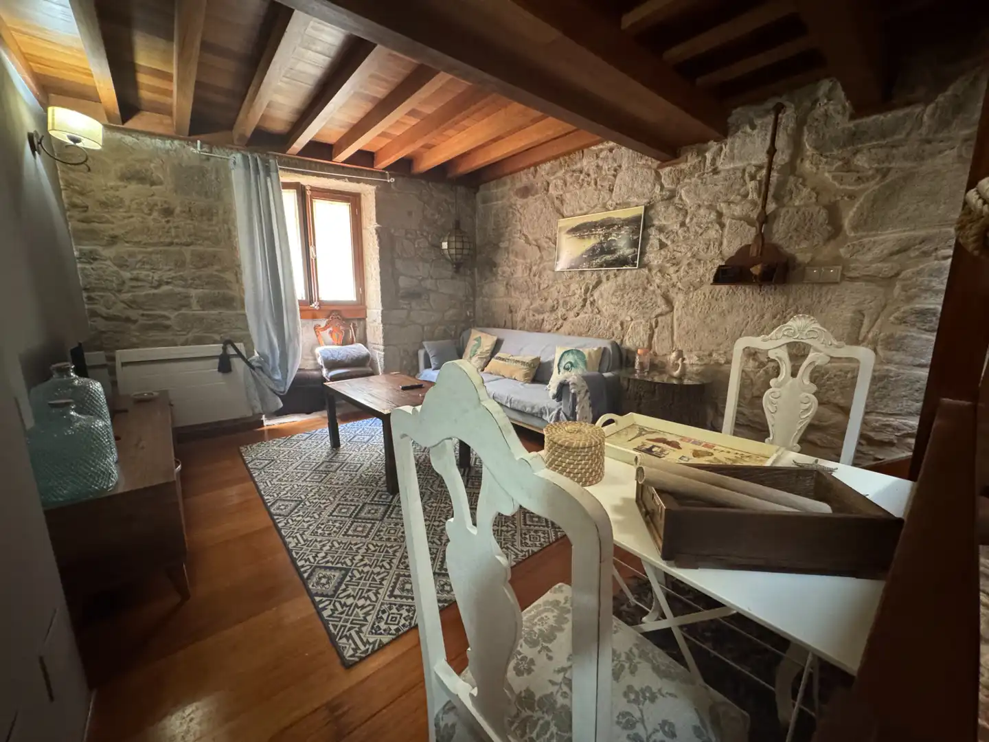 Sala d'estar de Casa o xalet en venda en Muros amb Moblat
