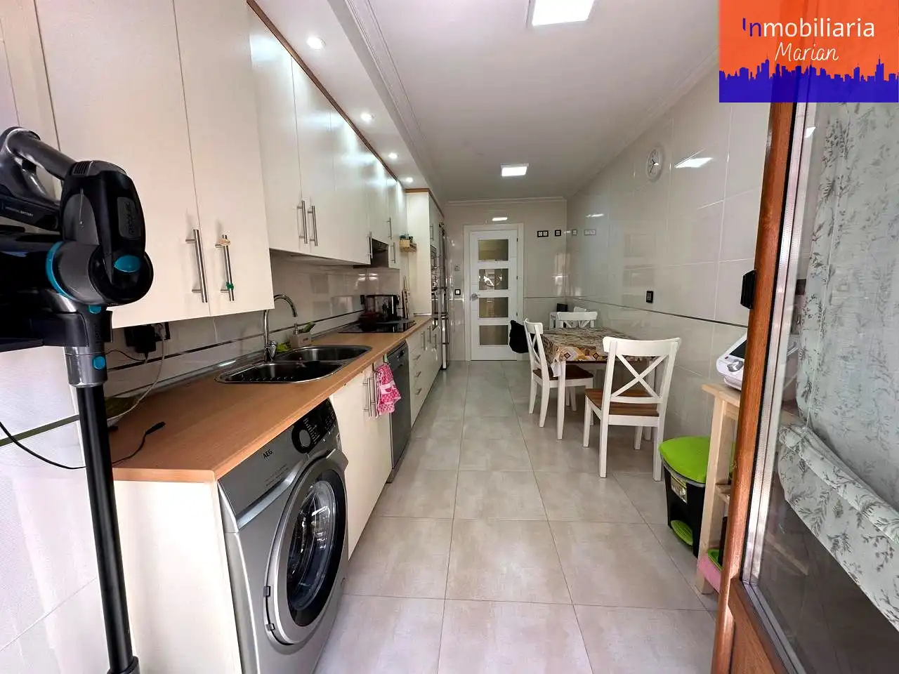 Kitchen of Flat for sale in Aranda de Duero  with Heating, Terrace and Furnished