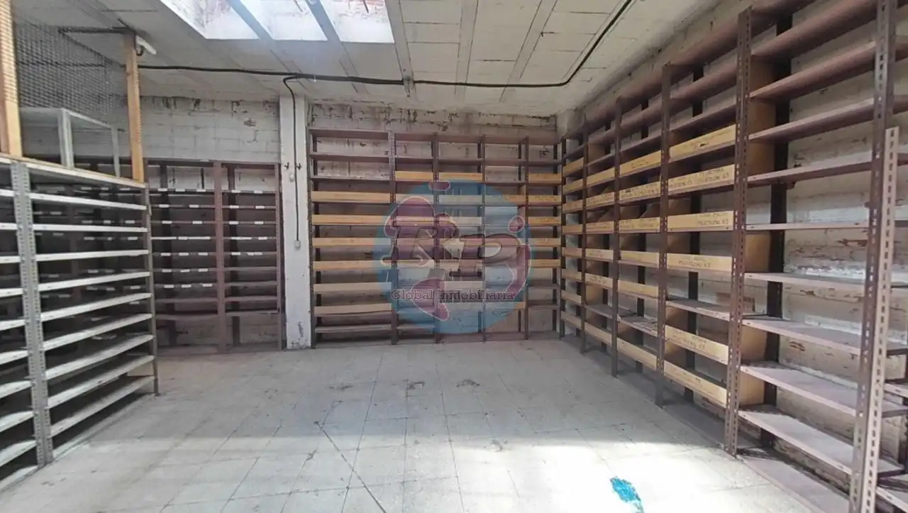 Local comercial en venda a Armunia, imagen 4