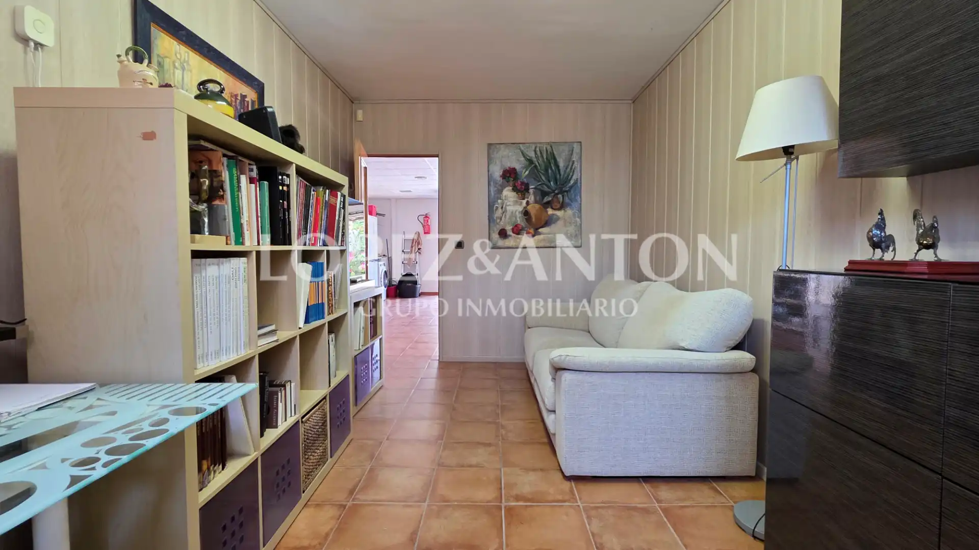 Sala d'estar de Casa o xalet en venda en L'Eliana amb Aire condicionat, Calefacció i Jardí privat