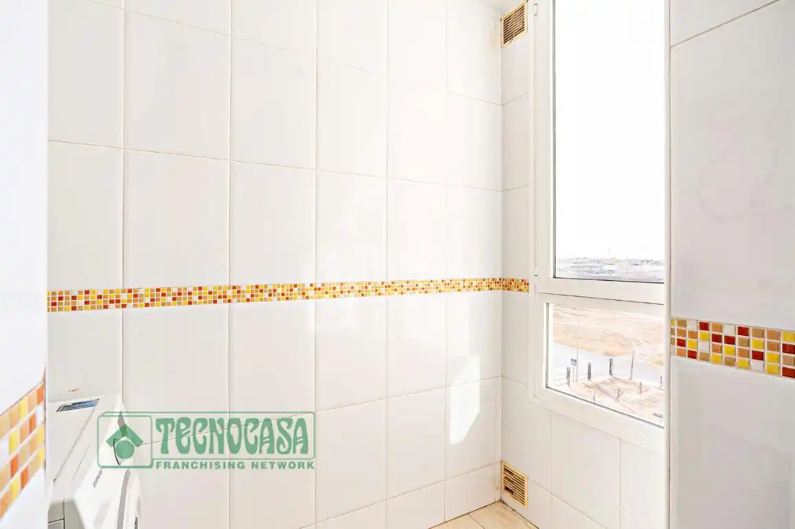 Bathroom of Flat for sale in Vícar  with Air Conditioner, Heating and Private garden