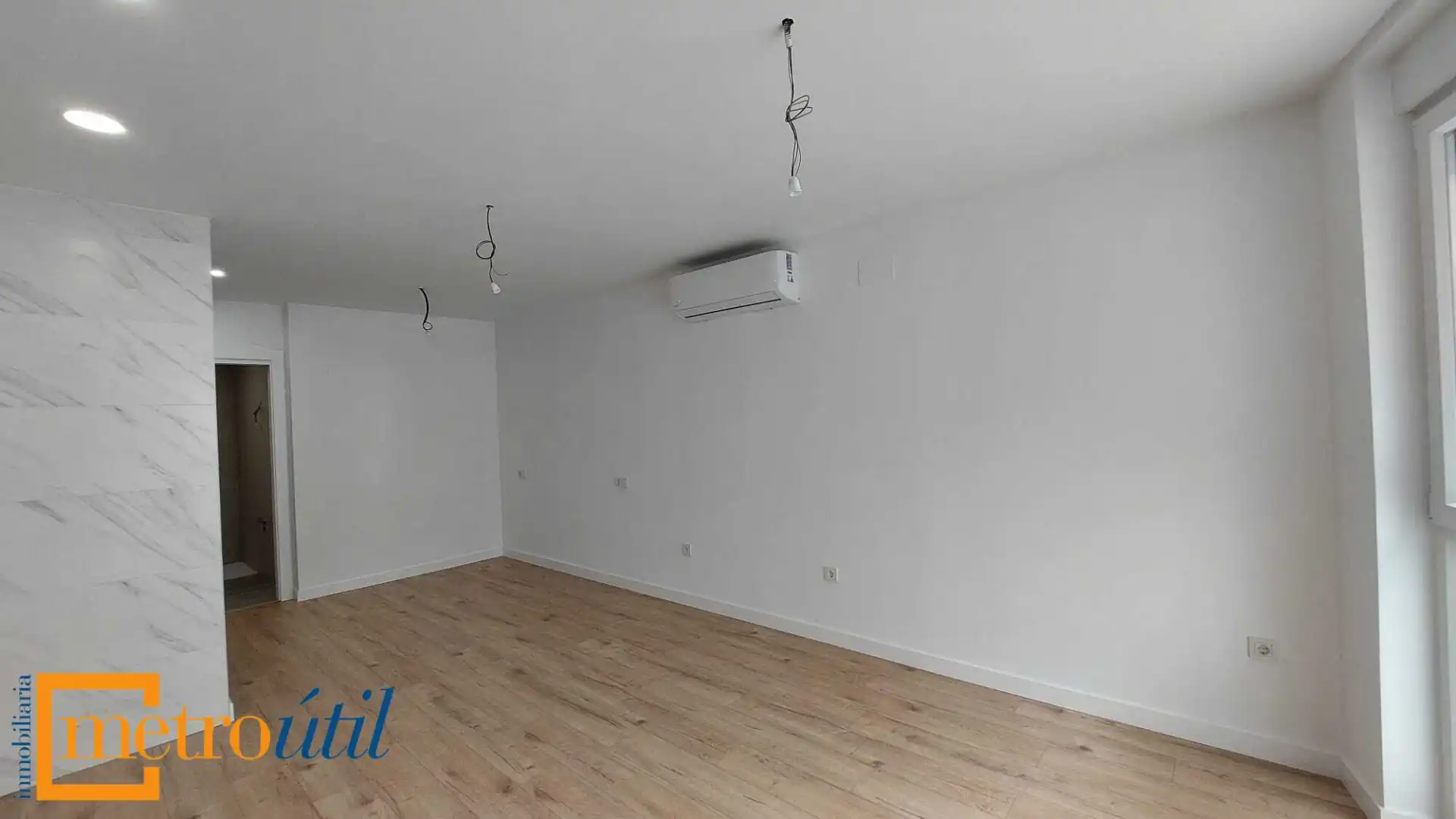 Wohnzimmer von Wohnung zum Verkauf in Salamanca mit Klimaanlage, Heizung und Parkett
