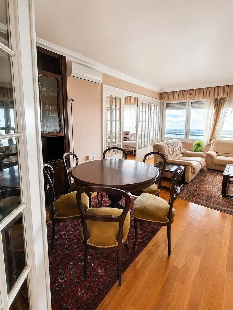 Esszimmer von Wohnung zum Verkauf in Barcelona mit Privatgarten und Parkett