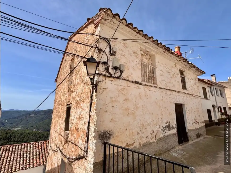 Casa o chalet en venta en Castillo de Villamalefa