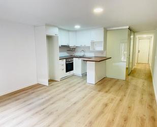 Kitchen of Flat to rent in Vilanova i la Geltrú