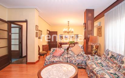 Living room of Flat for sale in  Valencia Capital  with Air Conditioner