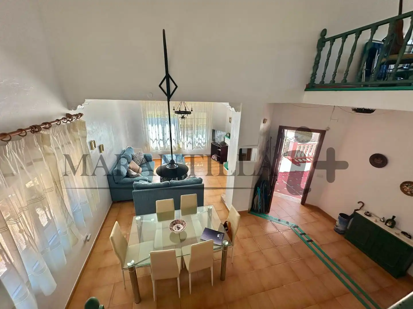 Sala d'estar de Casa o xalet en venda en Islantilla amb Jardí privat, Terrassa i Traster